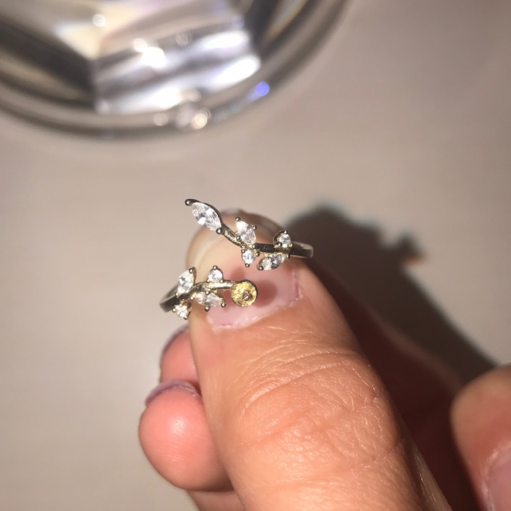 Gold leaf ring